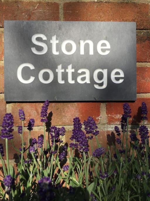 Stone Cottage Thornage Buitenkant foto